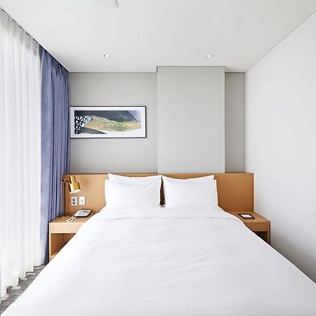 Lavi De Atlan Hotel Busan Bagian luar foto