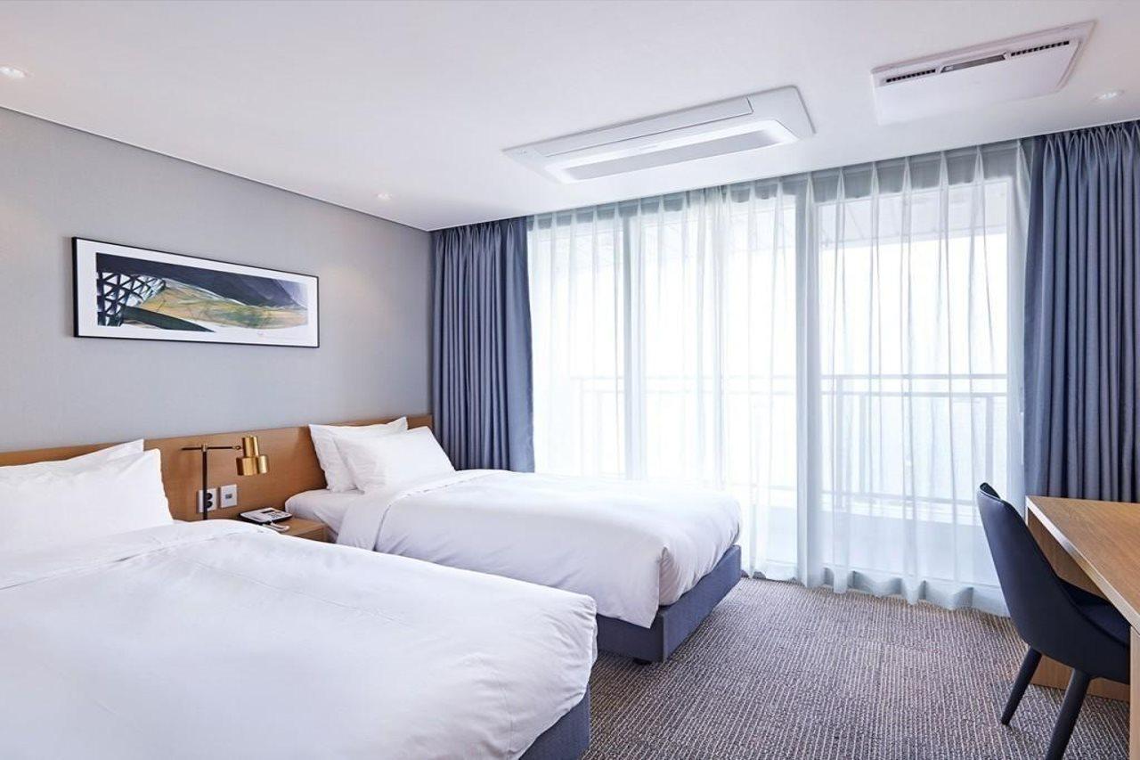Lavi De Atlan Hotel Busan Bagian luar foto