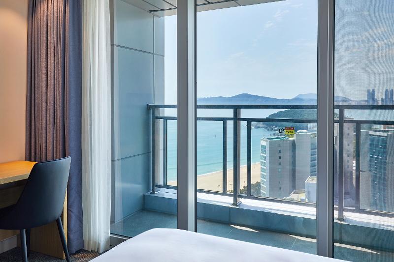 Lavi De Atlan Hotel Busan Bagian luar foto